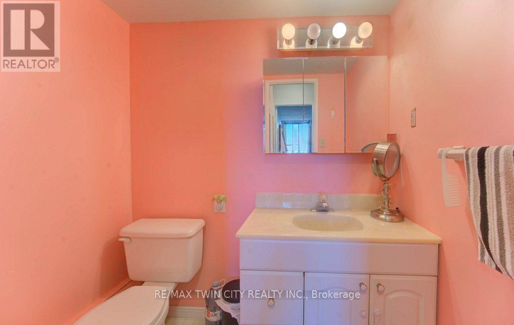 509 - 225 Harvard Place, Waterloo, Ontario  N2J 4H4 - Photo 23 - X12457685