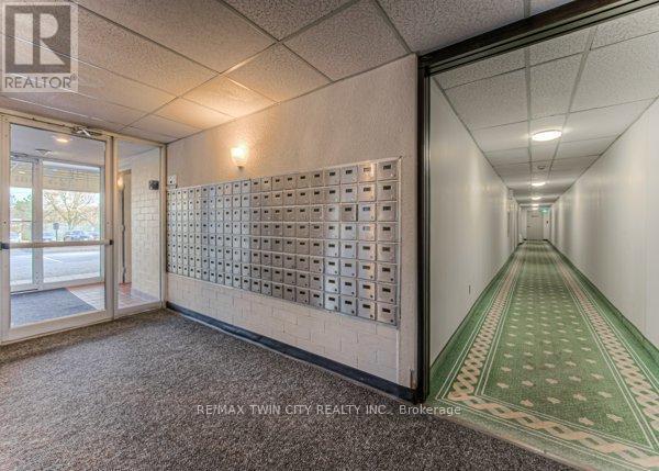 509 - 225 Harvard Place, Waterloo, Ontario  N2J 4H4 - Photo 5 - X12457685