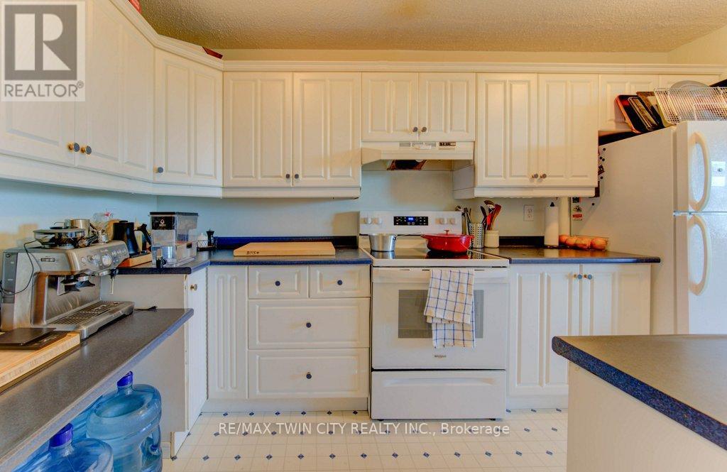 509 - 225 Harvard Place, Waterloo, Ontario  N2J 4H4 - Photo 8 - X12457685