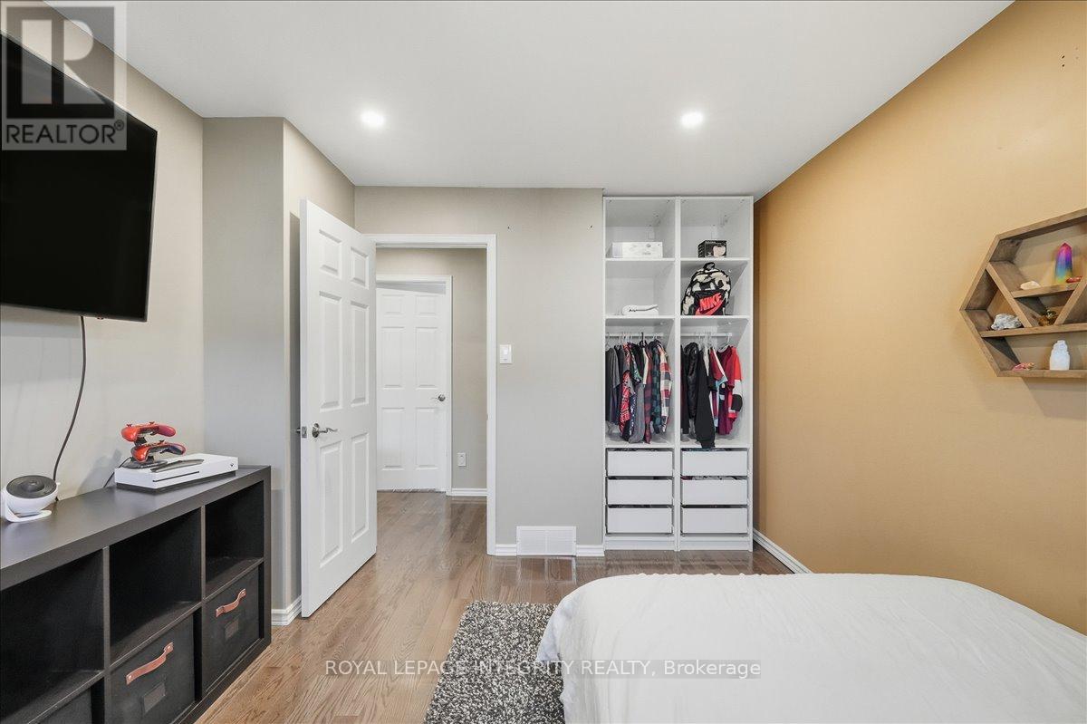 1406 Bouton D'or Way, Ottawa, Ontario  K1E 3L3 - Photo 26 - X12457363