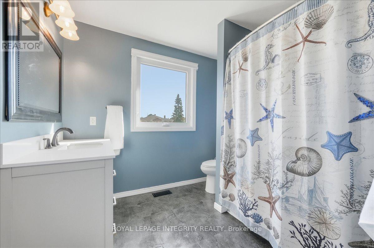 1406 Bouton D'or Way, Ottawa, Ontario  K1E 3L3 - Photo 31 - X12457363