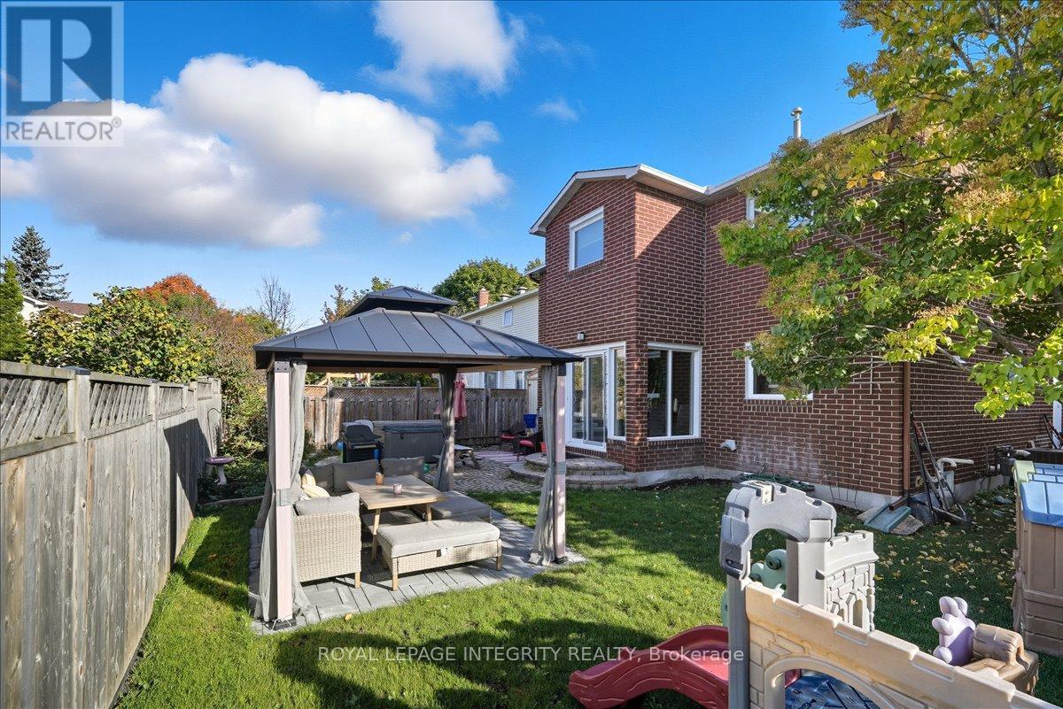 1406 Bouton D'or Way, Ottawa, Ontario  K1E 3L3 - Photo 39 - X12457363