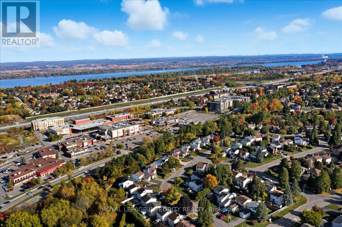 1406 Bouton D'or Way, Ottawa, Ontario  K1E 3L3 - Photo 47 - X12457363