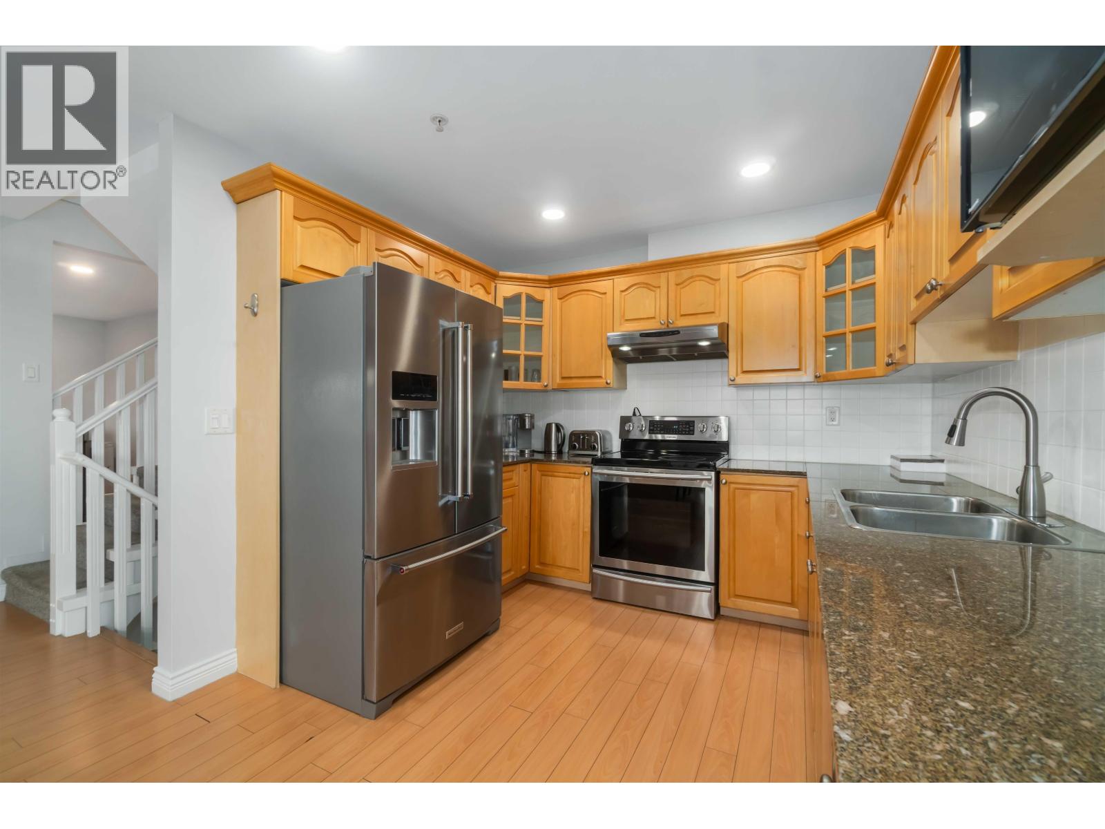 1159 Bennet Drive, Port Coquitlam, British Columbia  V3C 6H2 - Photo 11 - R3057593