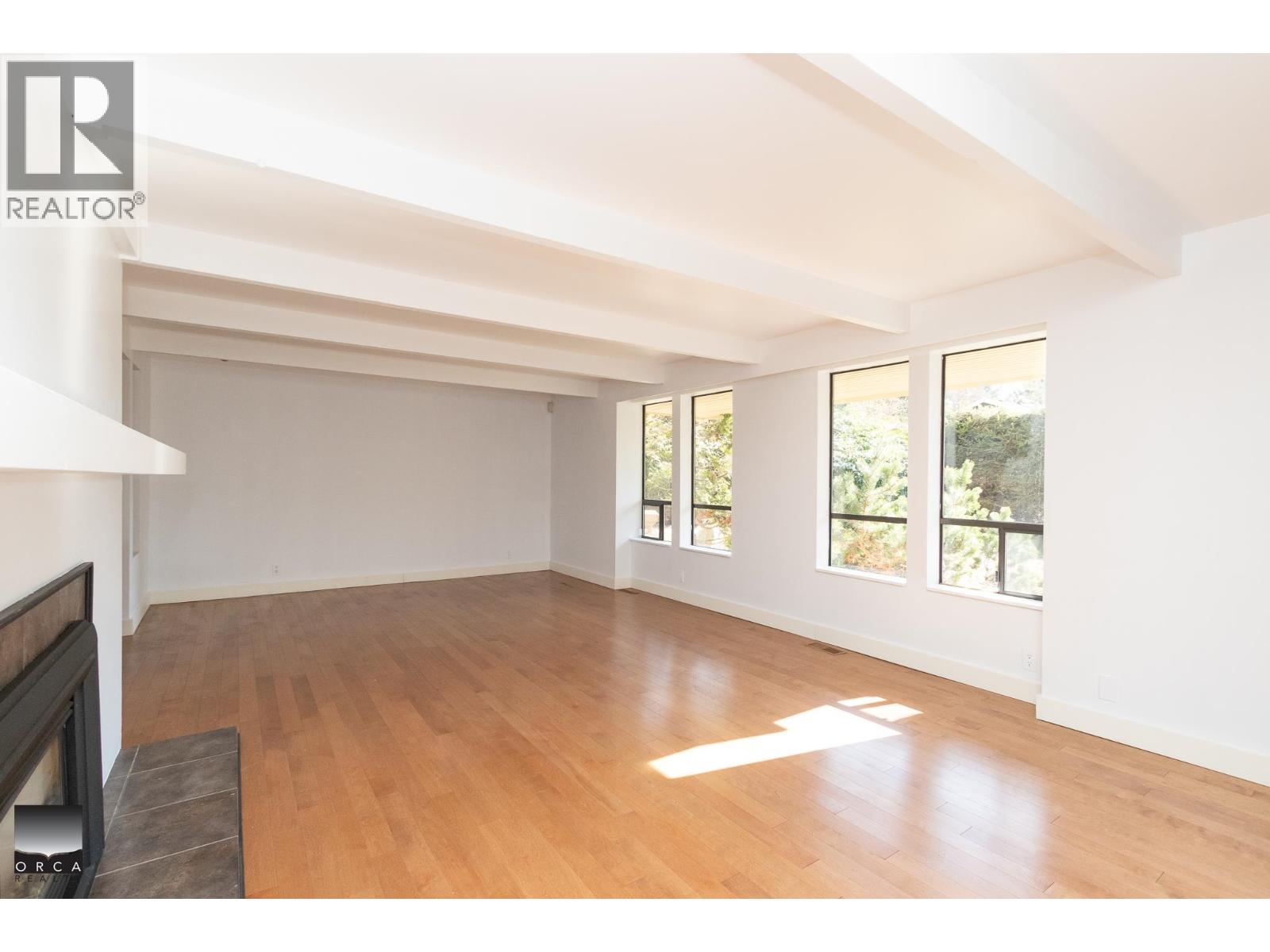 4524 Marineview Crescent, North Vancouver, British Columbia  V7R 3P2 - Photo 11 - R3057596
