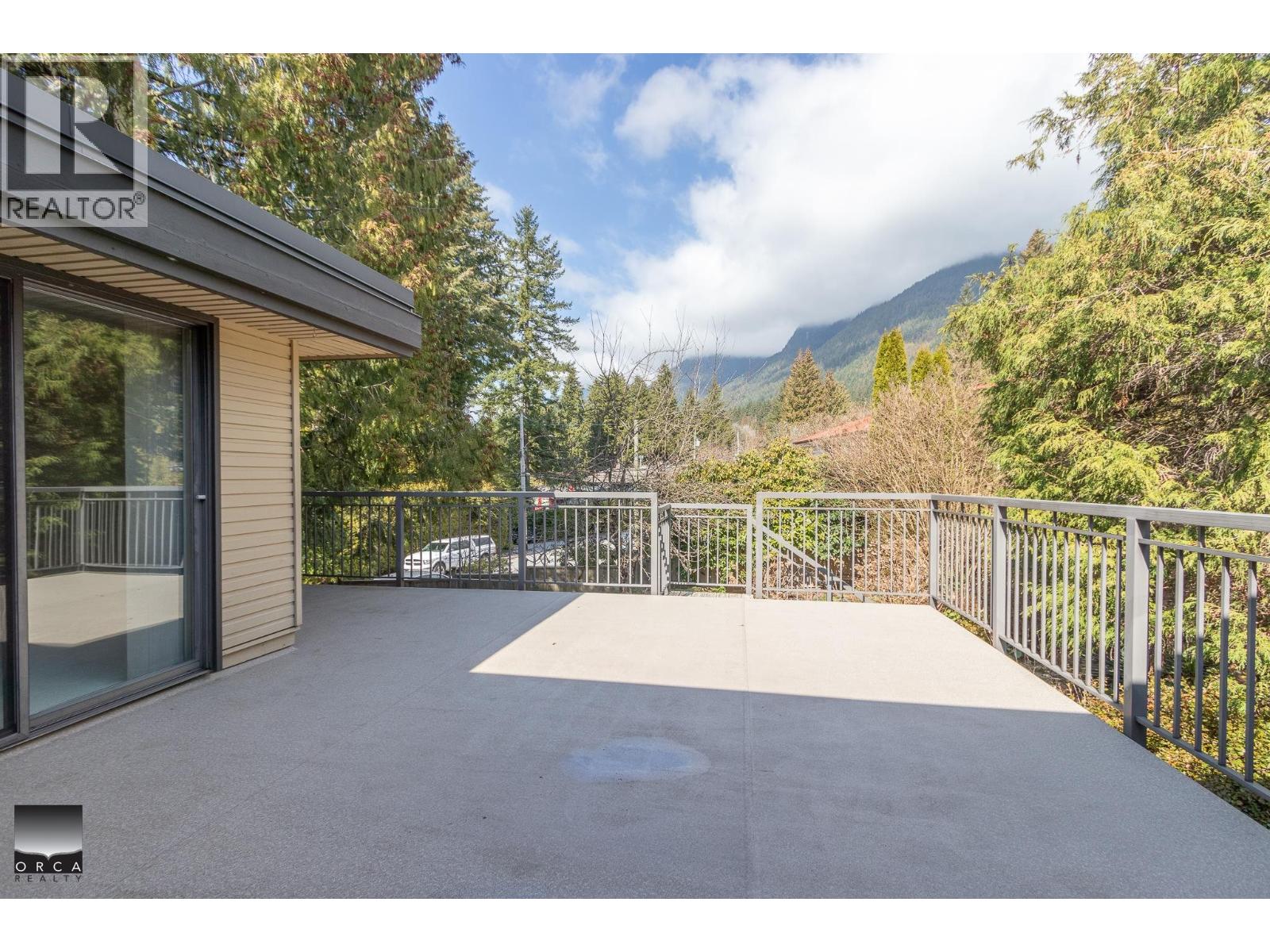4524 Marineview Crescent, North Vancouver, British Columbia  V7R 3P2 - Photo 17 - R3057596