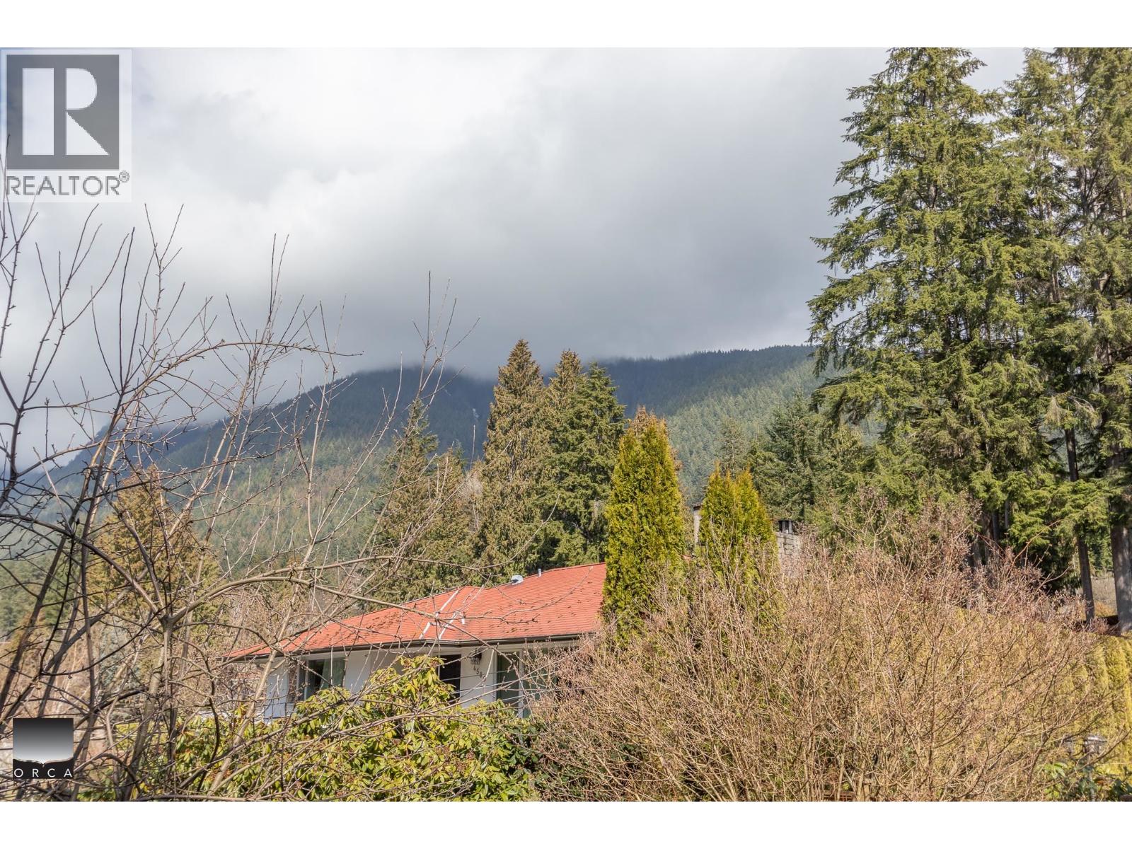 4524 Marineview Crescent, North Vancouver, British Columbia  V7R 3P2 - Photo 18 - R3057596