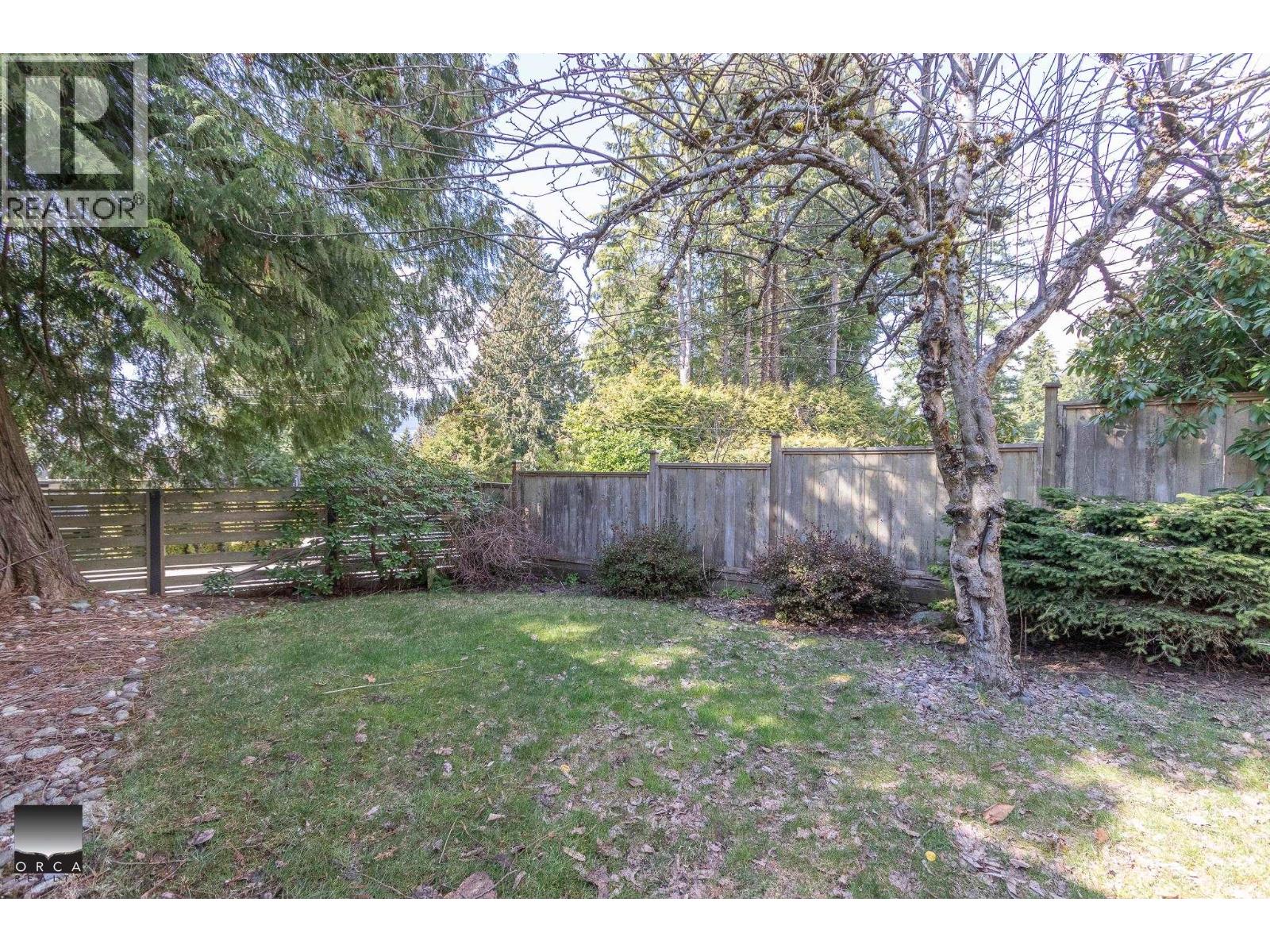 4524 Marineview Crescent, North Vancouver, British Columbia  V7R 3P2 - Photo 31 - R3057596