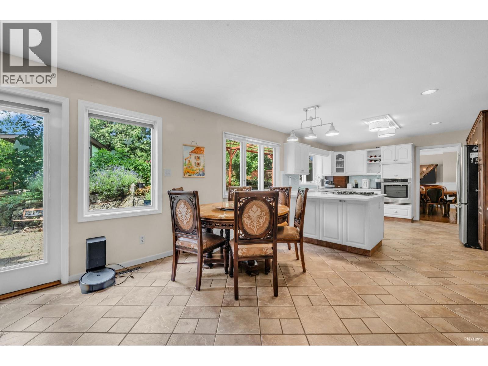 5155 Alderfeild Place, West Vancouver, British Columbia  V7W 2W7 - Photo 11 - R3057599