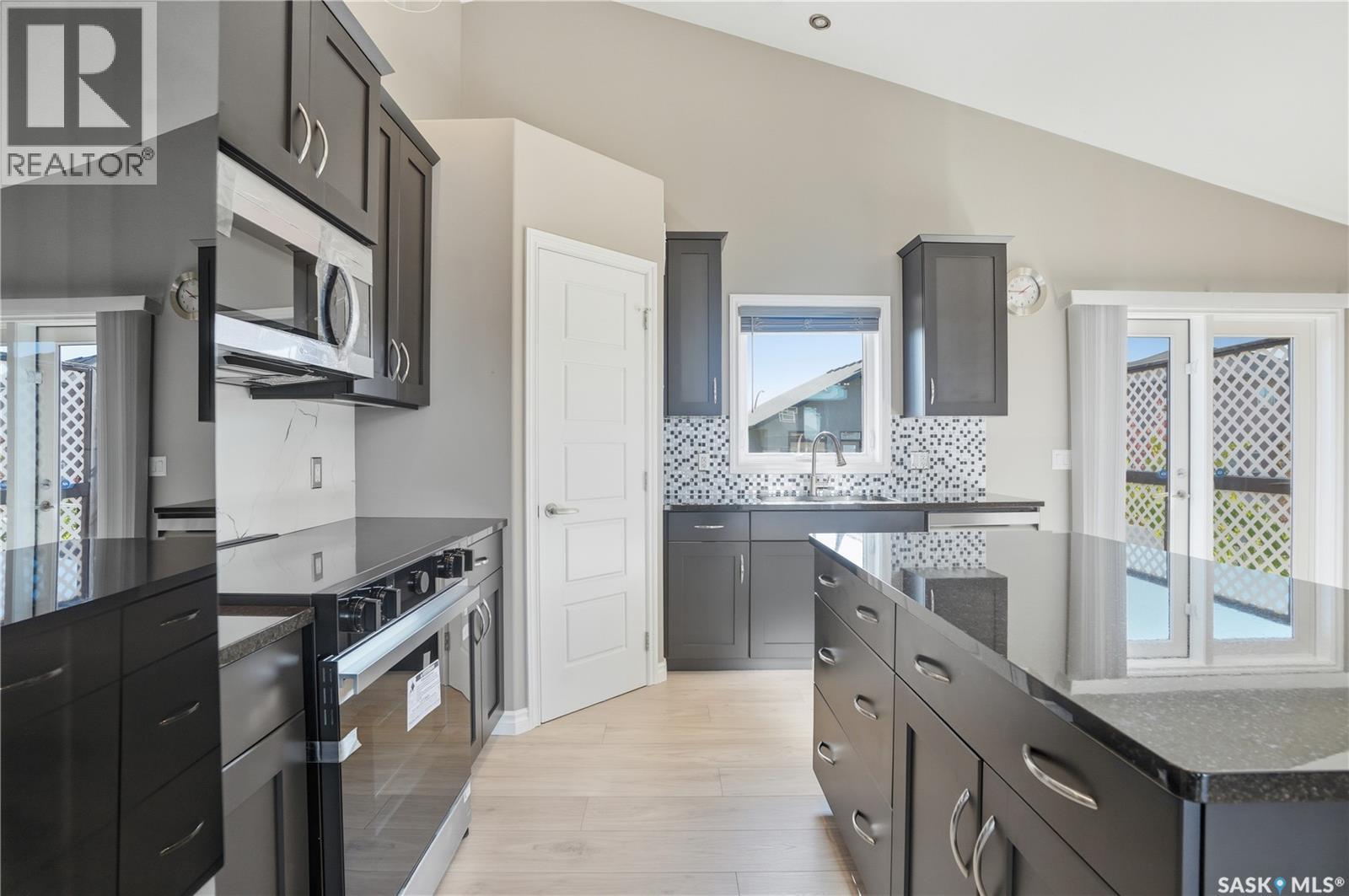 815 Ledingham Crescent, Saskatoon, Saskatchewan  S7V 0B7 - Photo 12 - SK020599