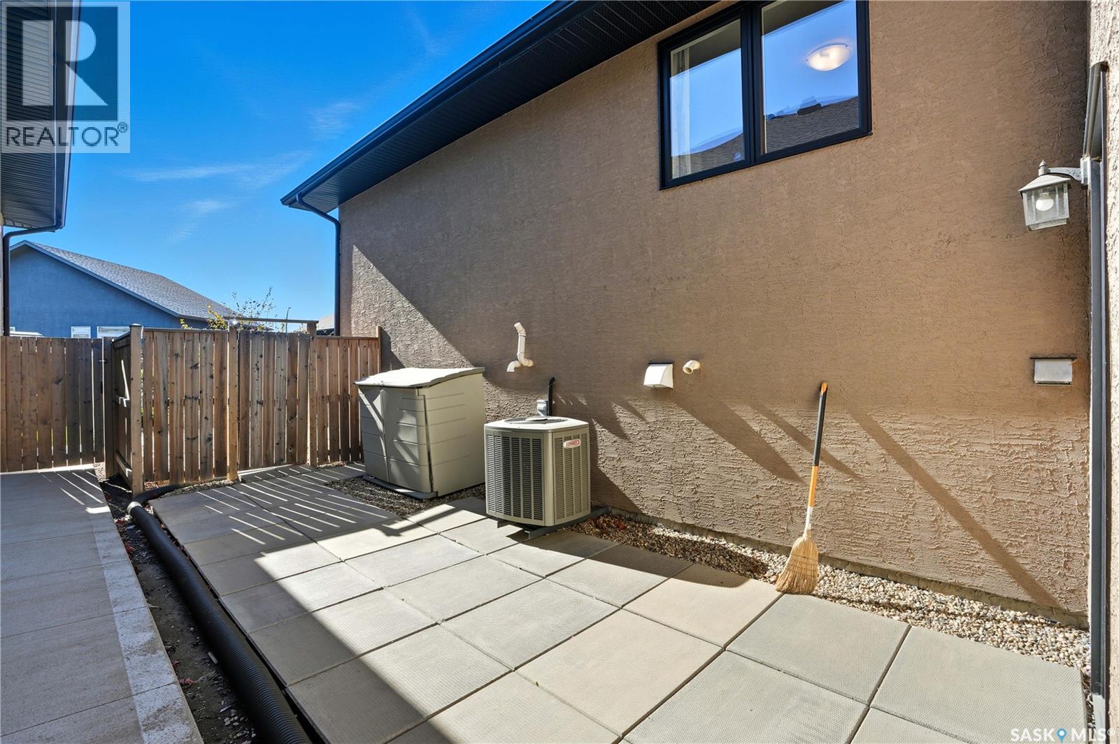 815 Ledingham Crescent, Saskatoon, Saskatchewan  S7V 0B7 - Photo 35 - SK020599