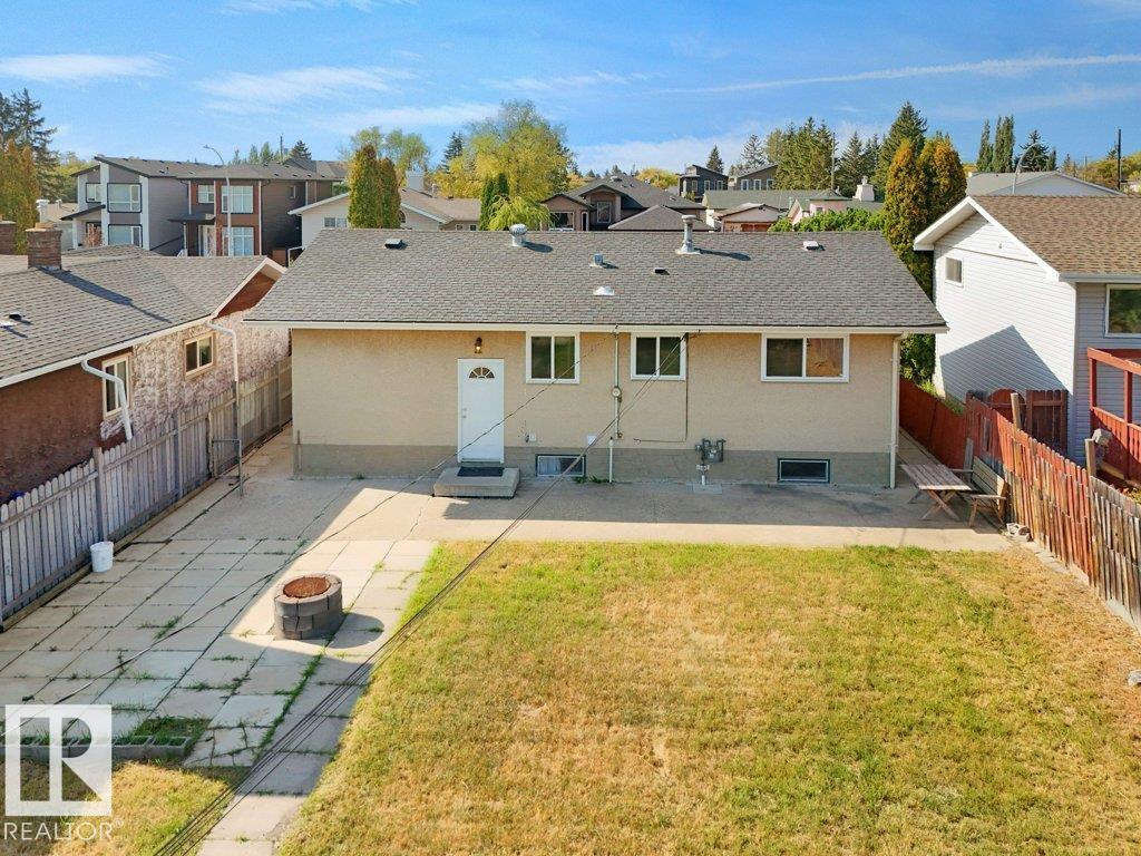 9815 159 St Nw Nw, Edmonton, Alberta  T5P 2Z6 - Photo 6 - E4461769
