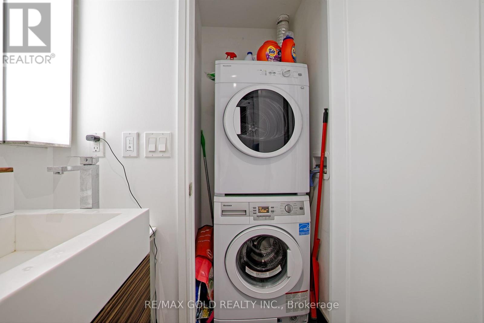 4608 - 88 Scott Street, Toronto, Ontario  M5E 0A9 - Photo 19 - C12457707