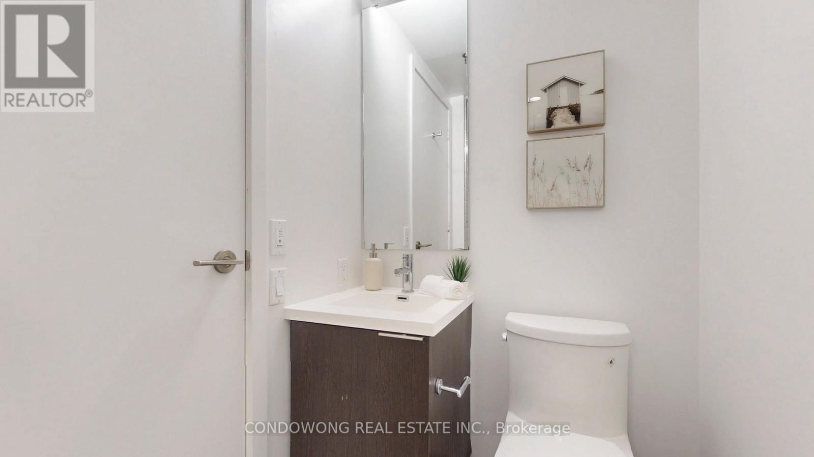 1704 - 203 College Street, Toronto, Ontario  M5T 0C8 - Photo 31 - C12457737
