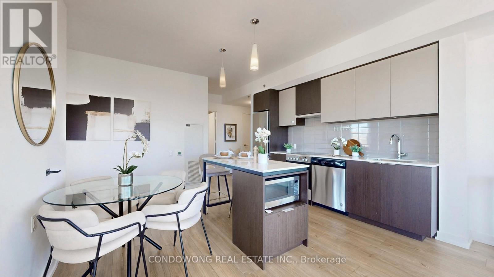 1704 - 203 College Street, Toronto, Ontario  M5T 0C8 - Photo 8 - C12457737