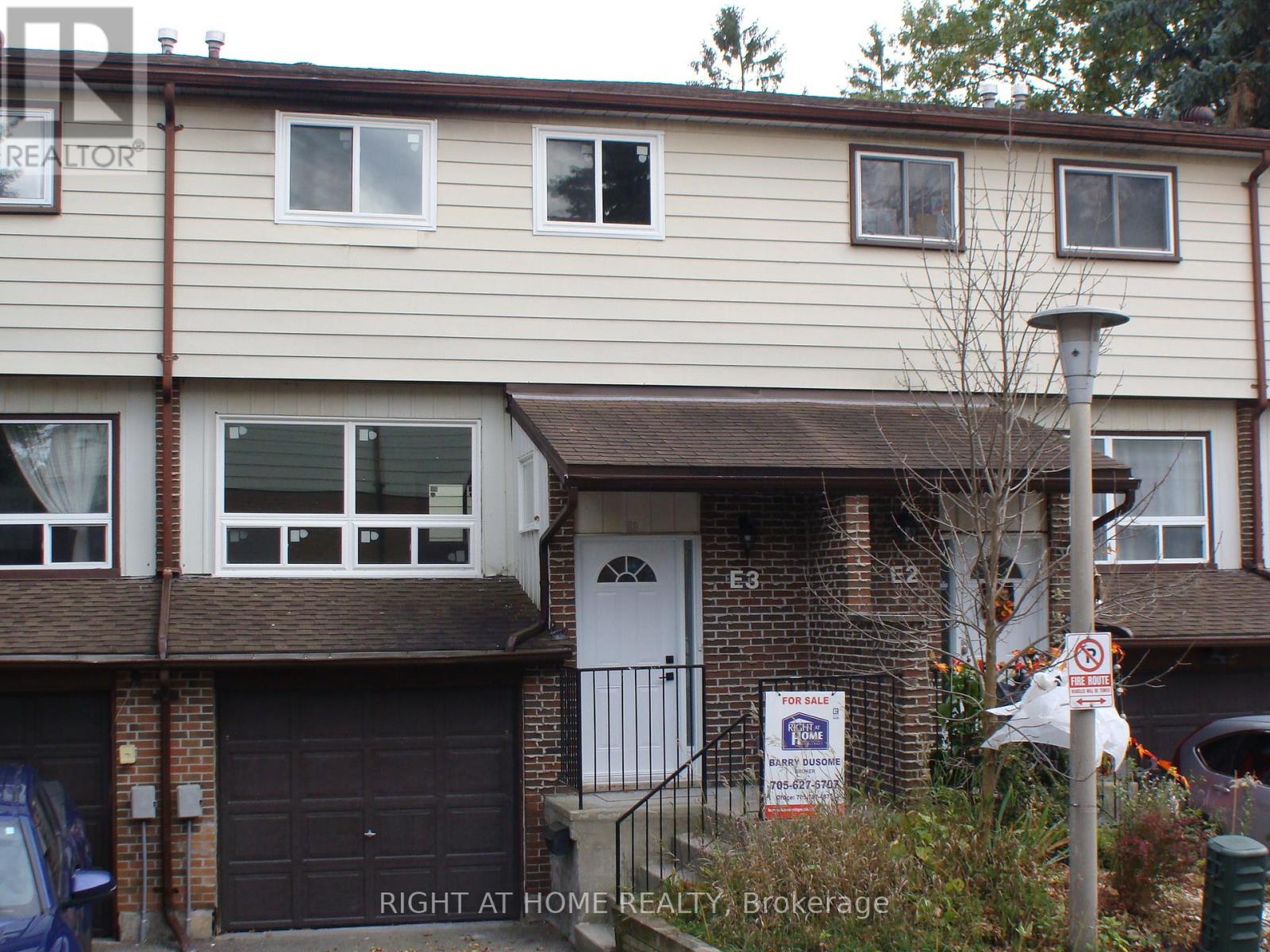 E3 - 63 FERRIS LANE, Barrie, Ontario