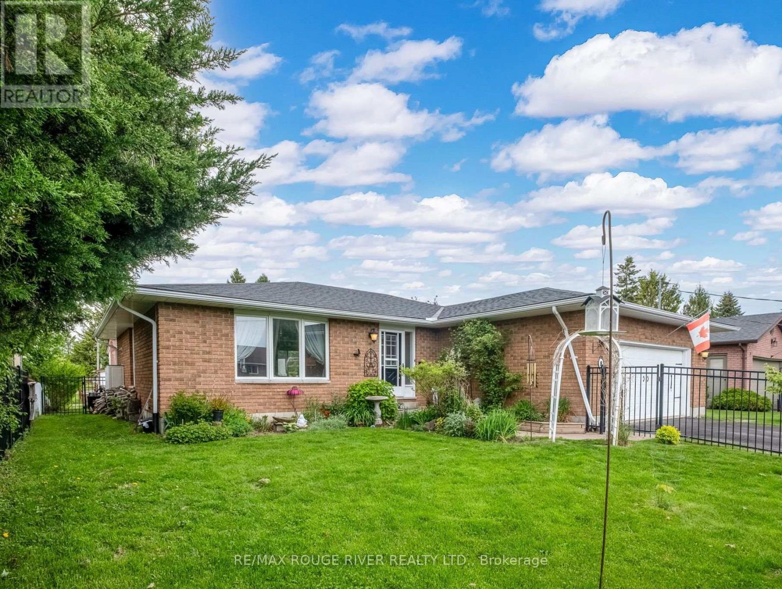 8 Brintnell Boulevard, Brighton, Ontario  K0K 1H0 - Photo 3 - X12406042