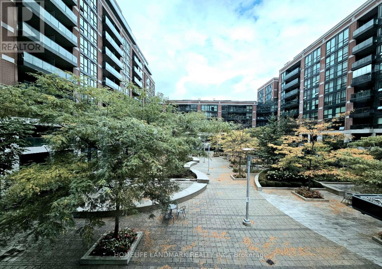 527 - 525 Wilson Avenue, Toronto, Ontario  M3H 0A7 - Photo 2 - C12454611