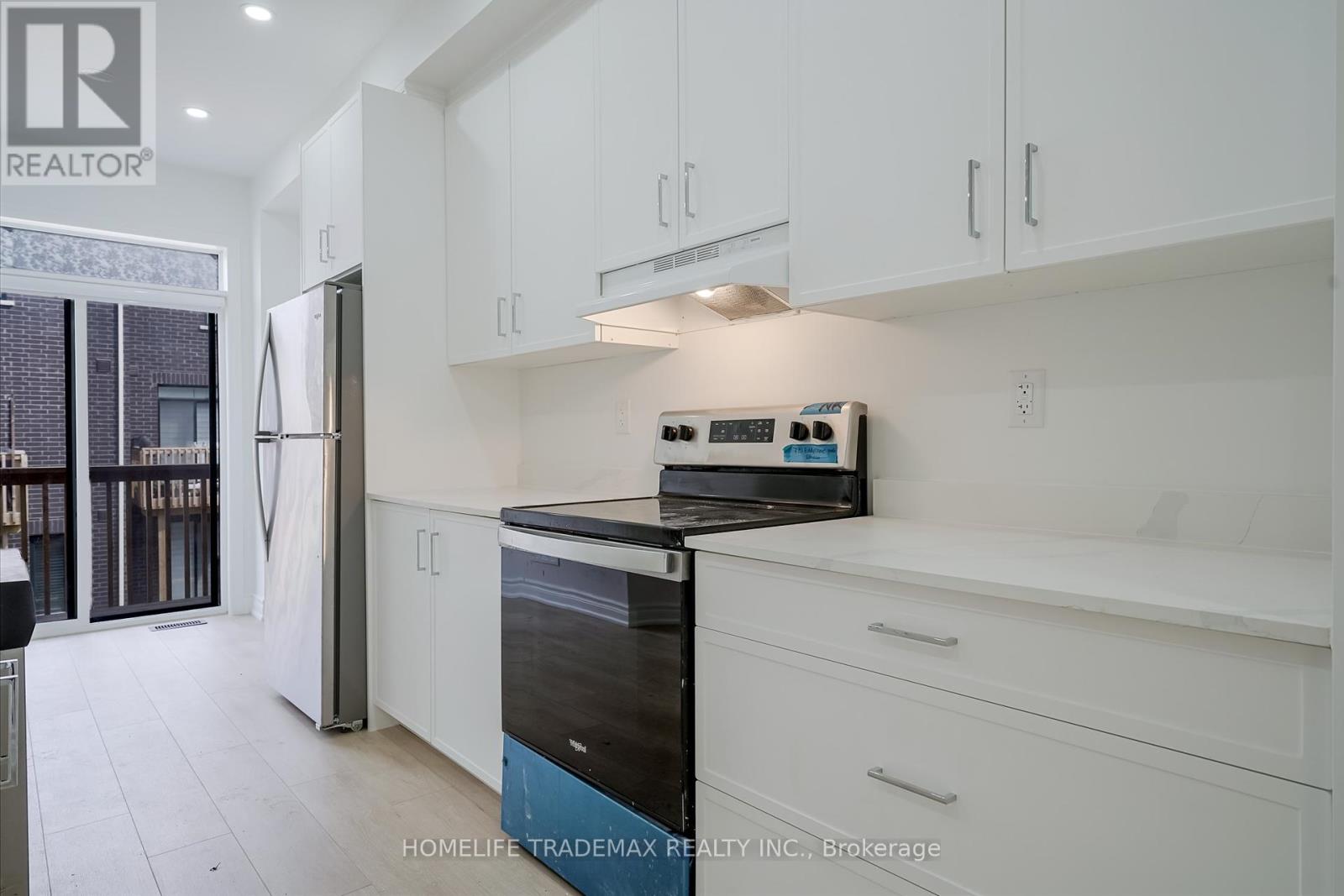 770 Eddystone Path, Oshawa, Ontario  L1H 0A7 - Photo 11 - E12457719