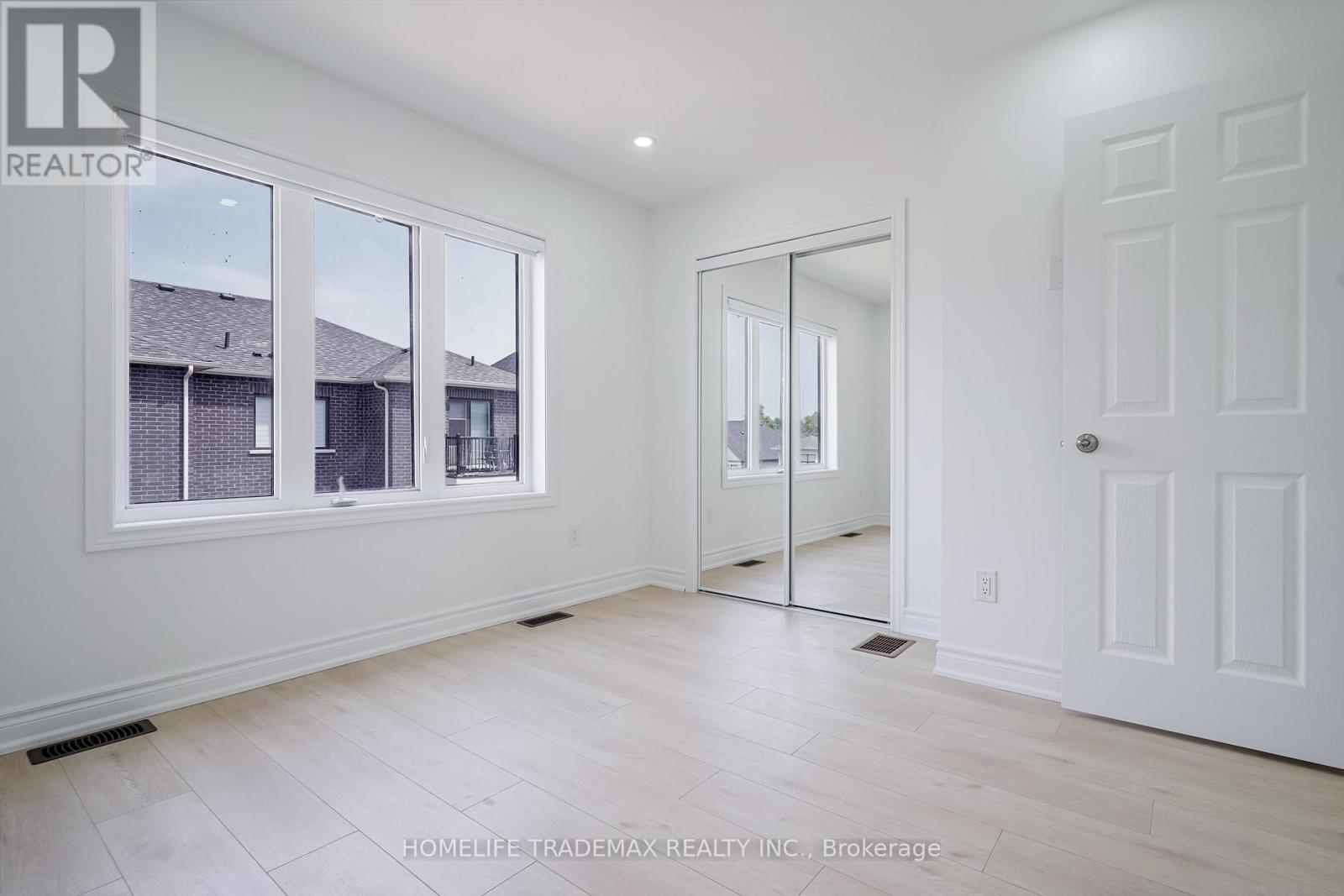 770 Eddystone Path, Oshawa, Ontario  L1H 0A7 - Photo 27 - E12457719