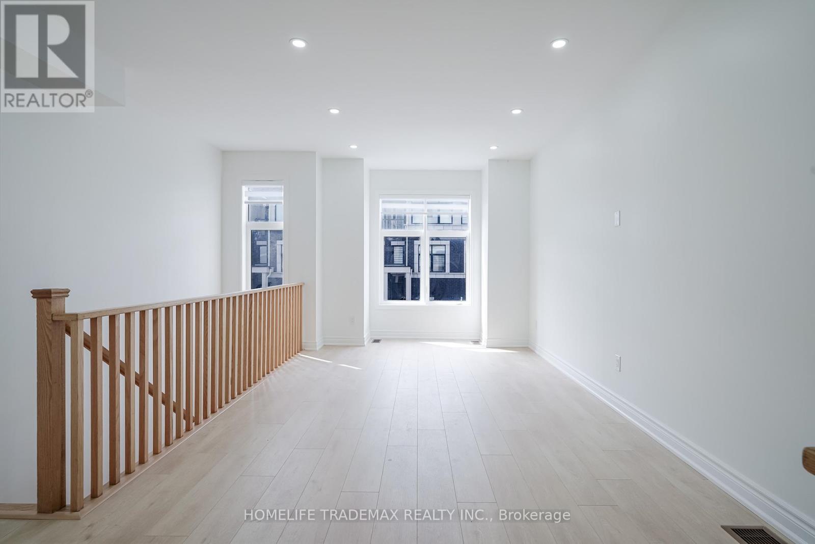 770 Eddystone Path, Oshawa, Ontario  L1H 0A7 - Photo 5 - E12457719