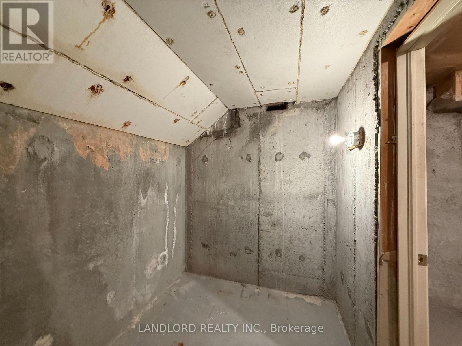 67 Glenayr Road, Richmond Hill, Ontario  L4B 2V8 - Photo 19 - N12457714