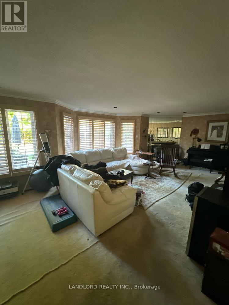 67 Glenayr Road, Richmond Hill, Ontario  L4B 2V8 - Photo 4 - N12457714