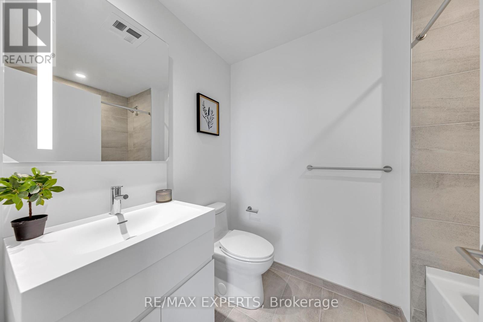 2102 - 39 Mary Street W, Barrie, Ontario  L4N 1S9 - Photo 24 - S12457723