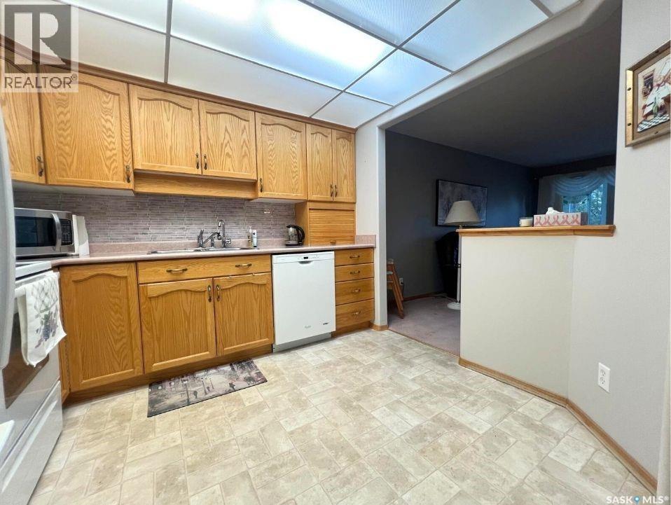201 230 Lister Kaye Crescent, Swift Current, Saskatchewan  S9H 0A2 - Photo 17 - SK020400