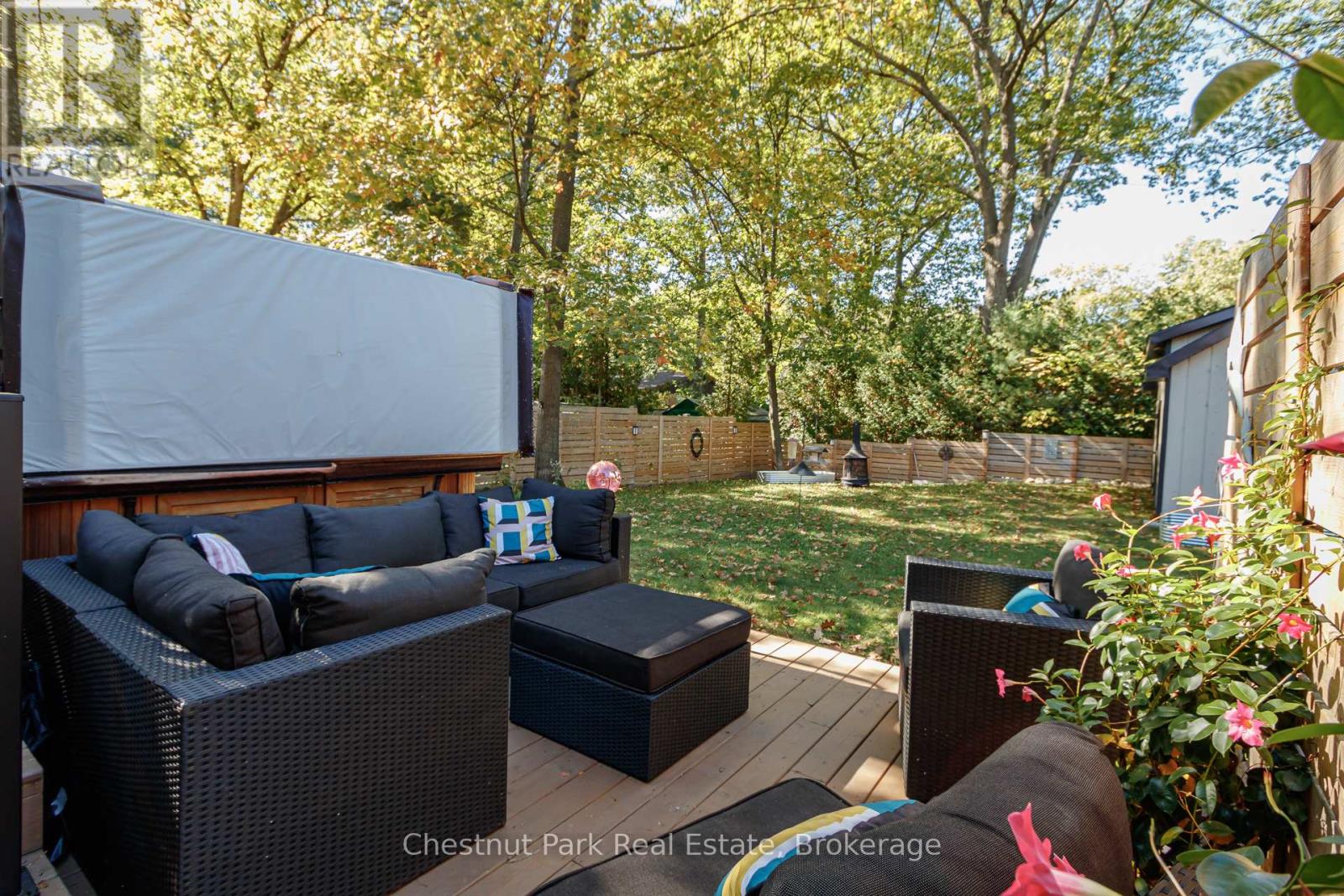 176 Melrose Avenue, Wasaga Beach, Ontario  L9Z 2T1 - Photo 38 - S12457379