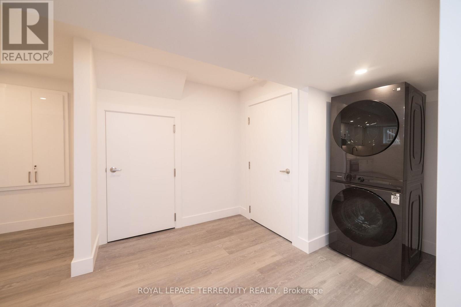 Basement - 296 Sixteen Mile Drive, Oakville, Ontario  L6M 0V8 - Photo 4 - W12457722
