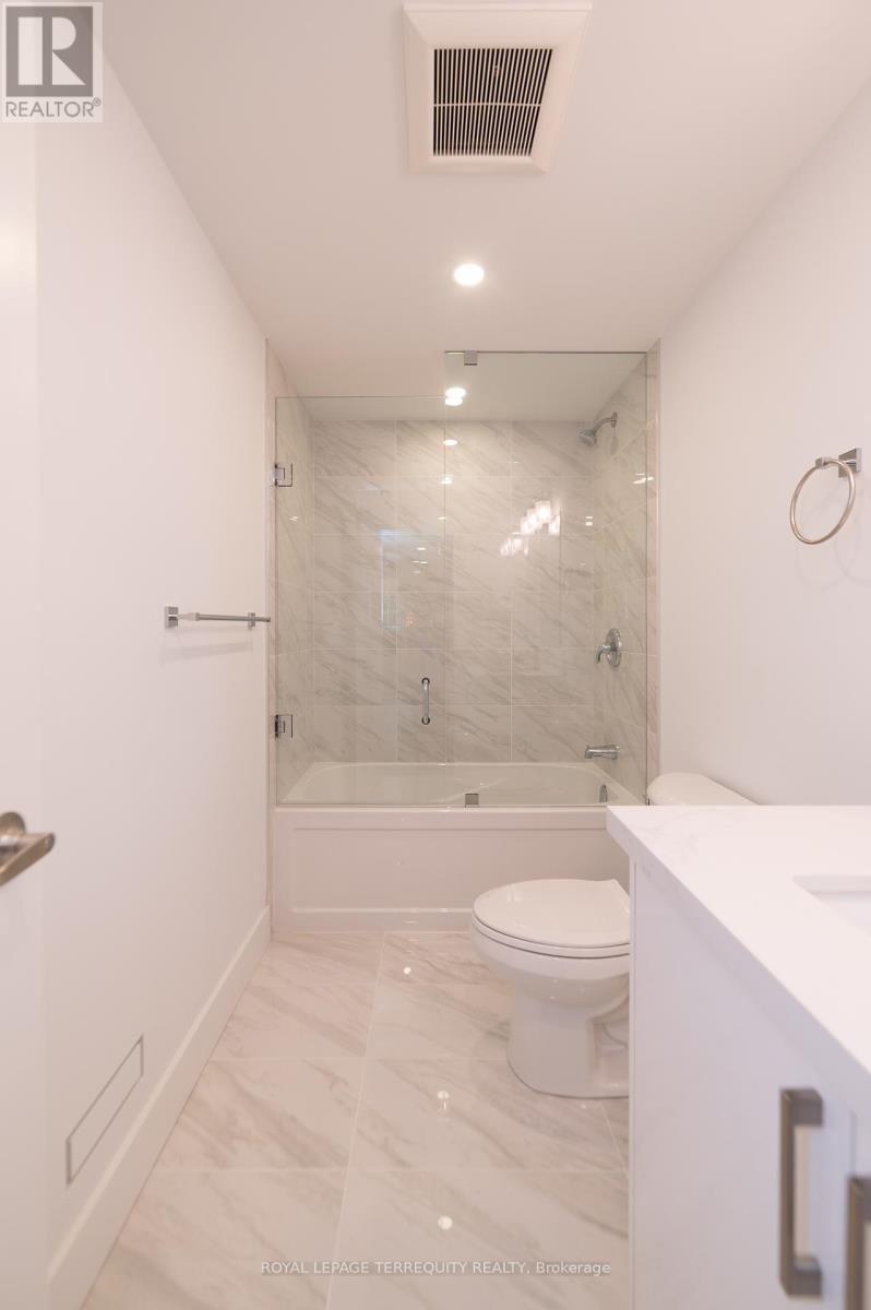 Basement - 296 Sixteen Mile Drive, Oakville, Ontario  L6M 0V8 - Photo 8 - W12457722