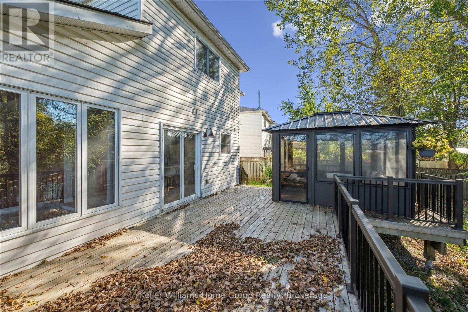 765 Woodhill Drive, Centre Wellington, Ontario  N1M 3N2 - Photo 33 - X12457749