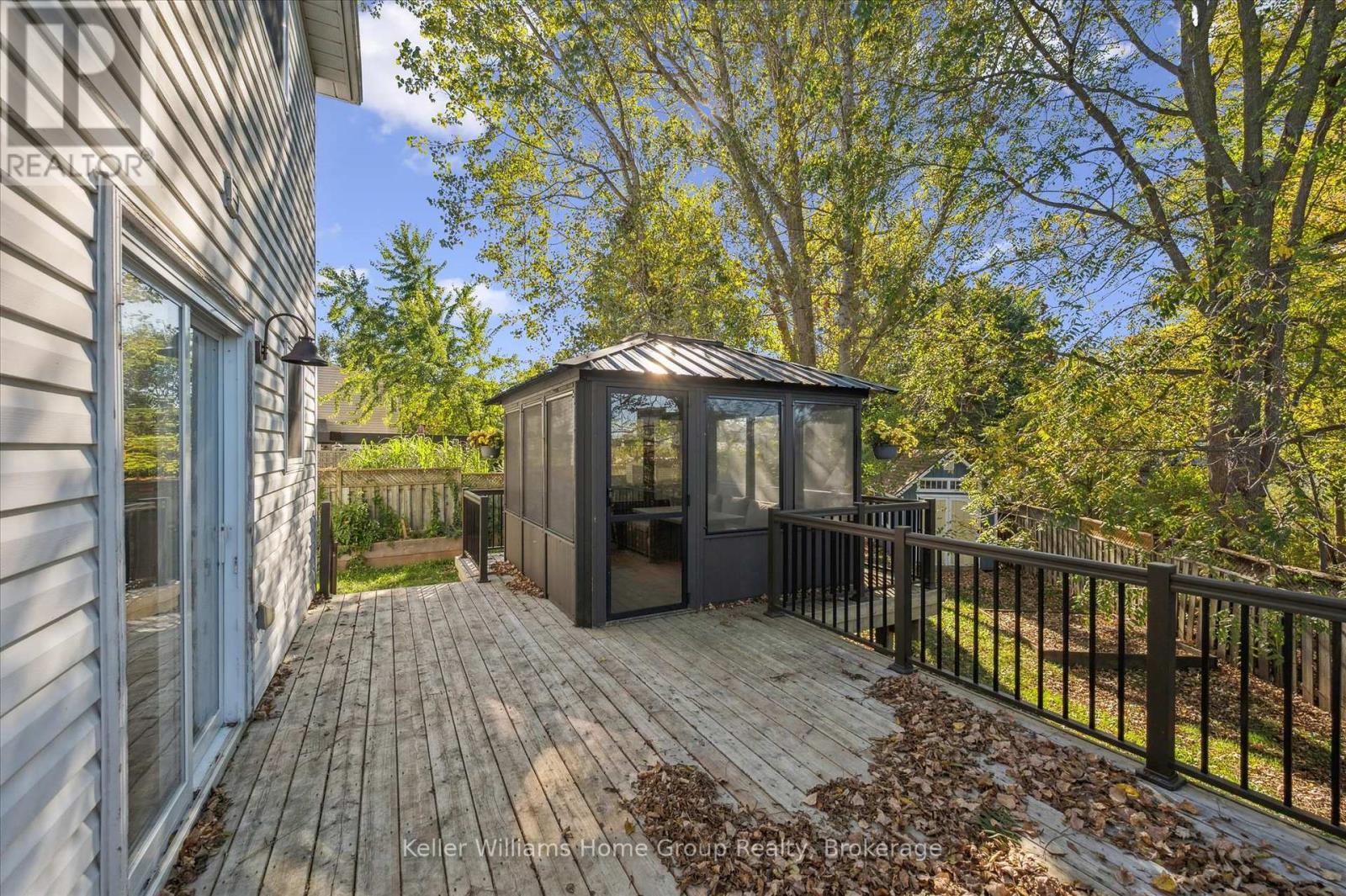 765 Woodhill Drive, Centre Wellington, Ontario  N1M 3N2 - Photo 34 - X12457749