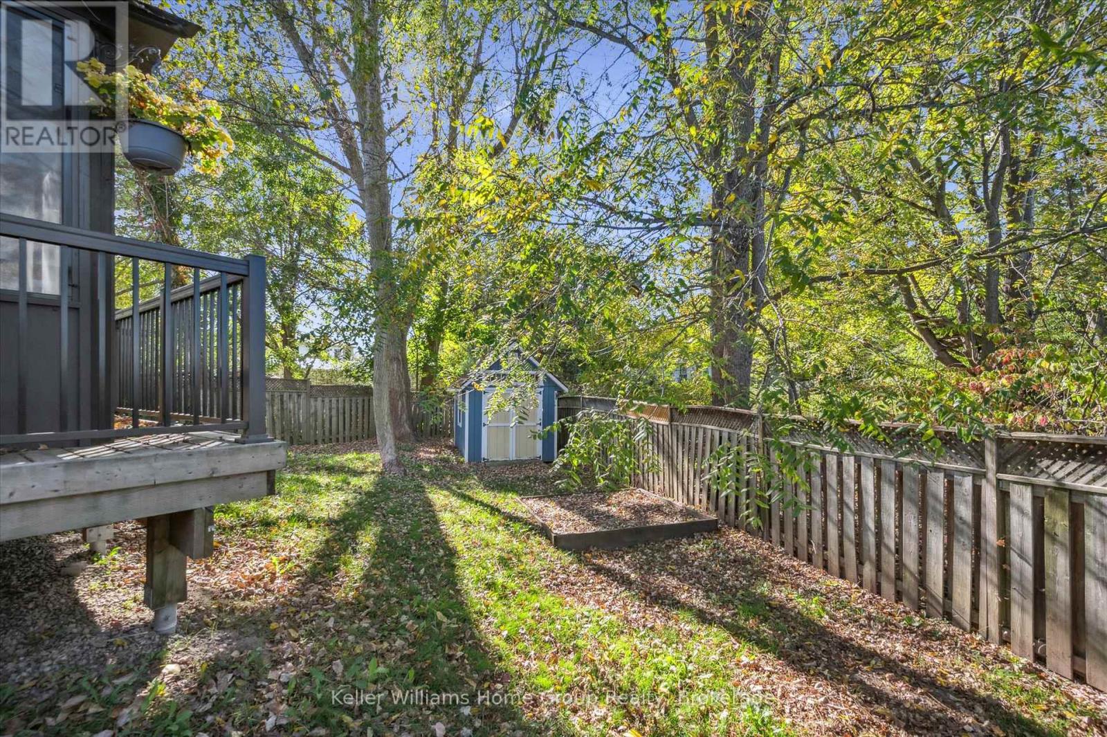 765 Woodhill Drive, Centre Wellington, Ontario  N1M 3N2 - Photo 41 - X12457749