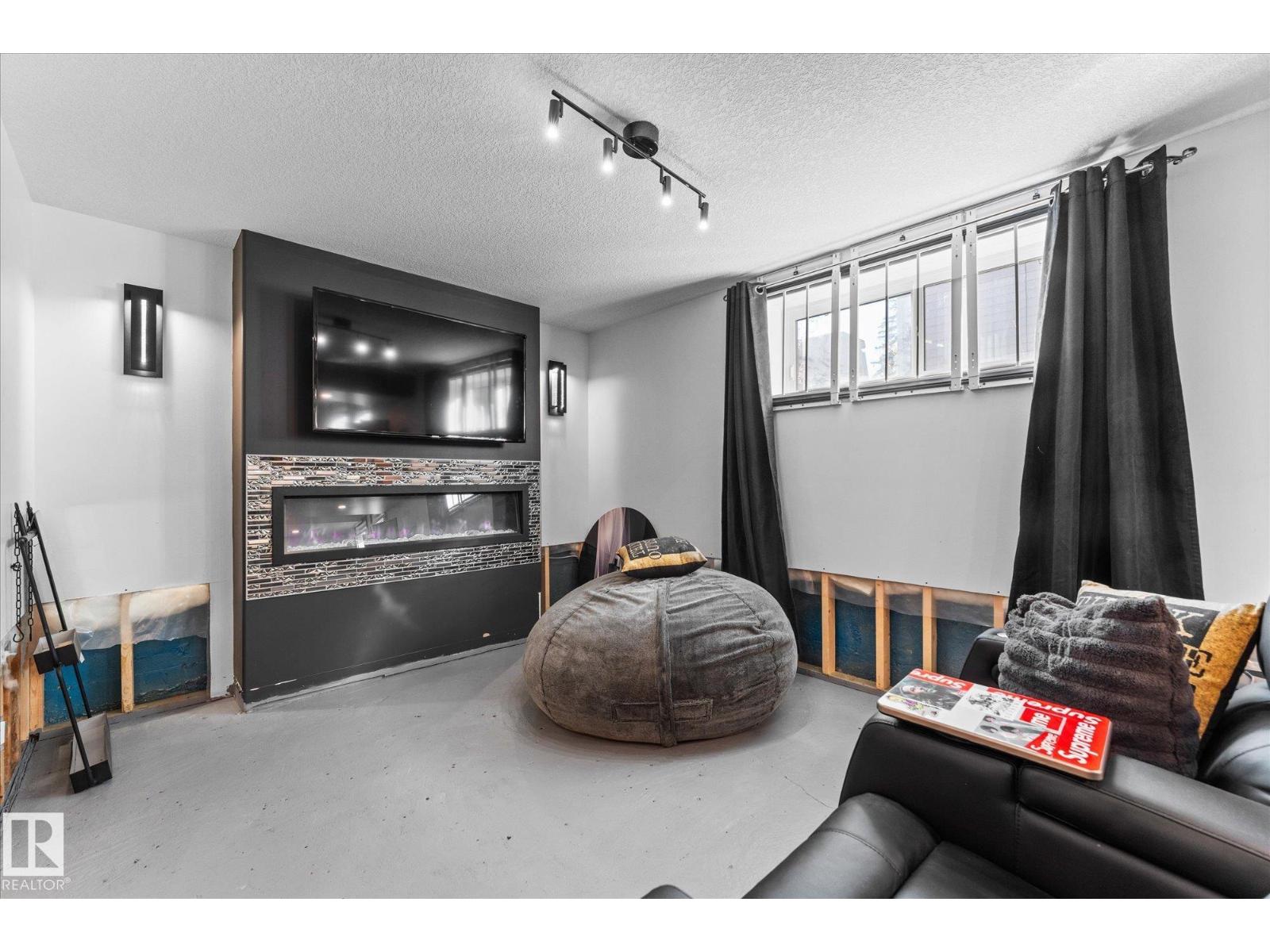11124 110a Av Nw, Edmonton, Alberta  T5H 1K1 - Photo 43 - E4461771