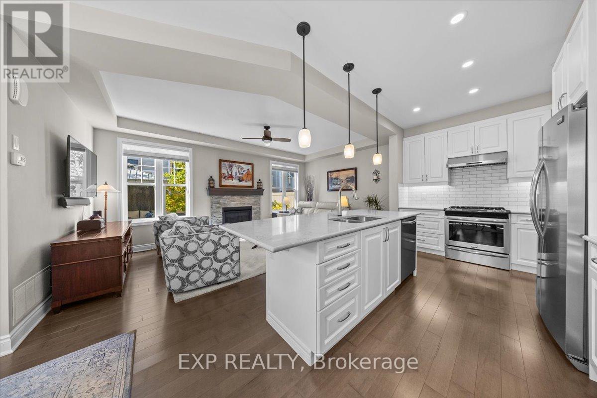 33 Solaris Drive, Ottawa, Ontario  K2M 0L6 - Photo 13 - X12457752