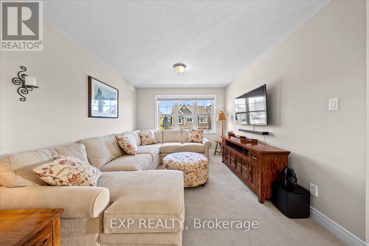 33 Solaris Drive, Ottawa, Ontario  K2M 0L6 - Photo 22 - X12457752