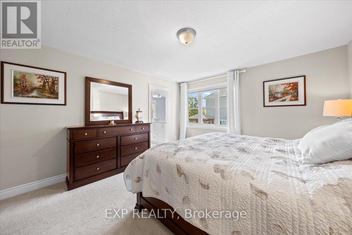 33 Solaris Drive, Ottawa, Ontario  K2M 0L6 - Photo 25 - X12457752