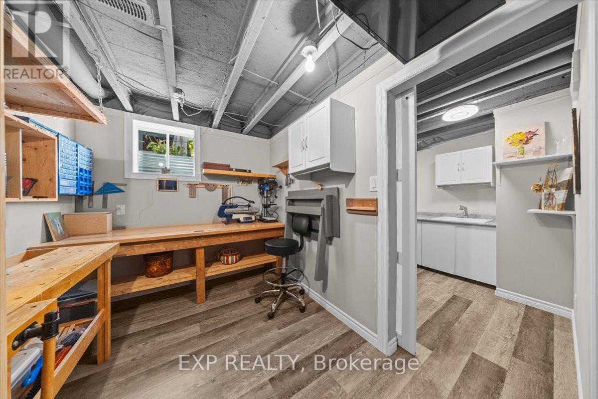 33 Solaris Drive, Ottawa, Ontario  K2M 0L6 - Photo 36 - X12457752