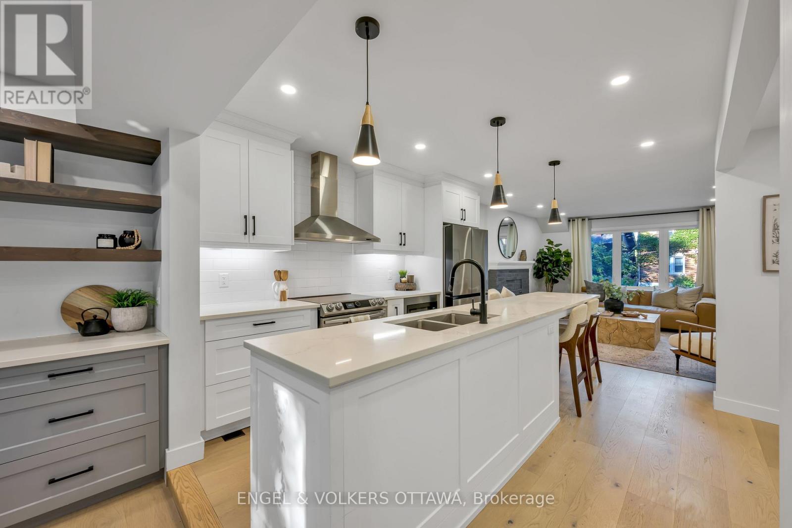 22 Harvard Avenue, Ottawa, Ontario  K1S 4Z3 - Photo 10 - X12457779