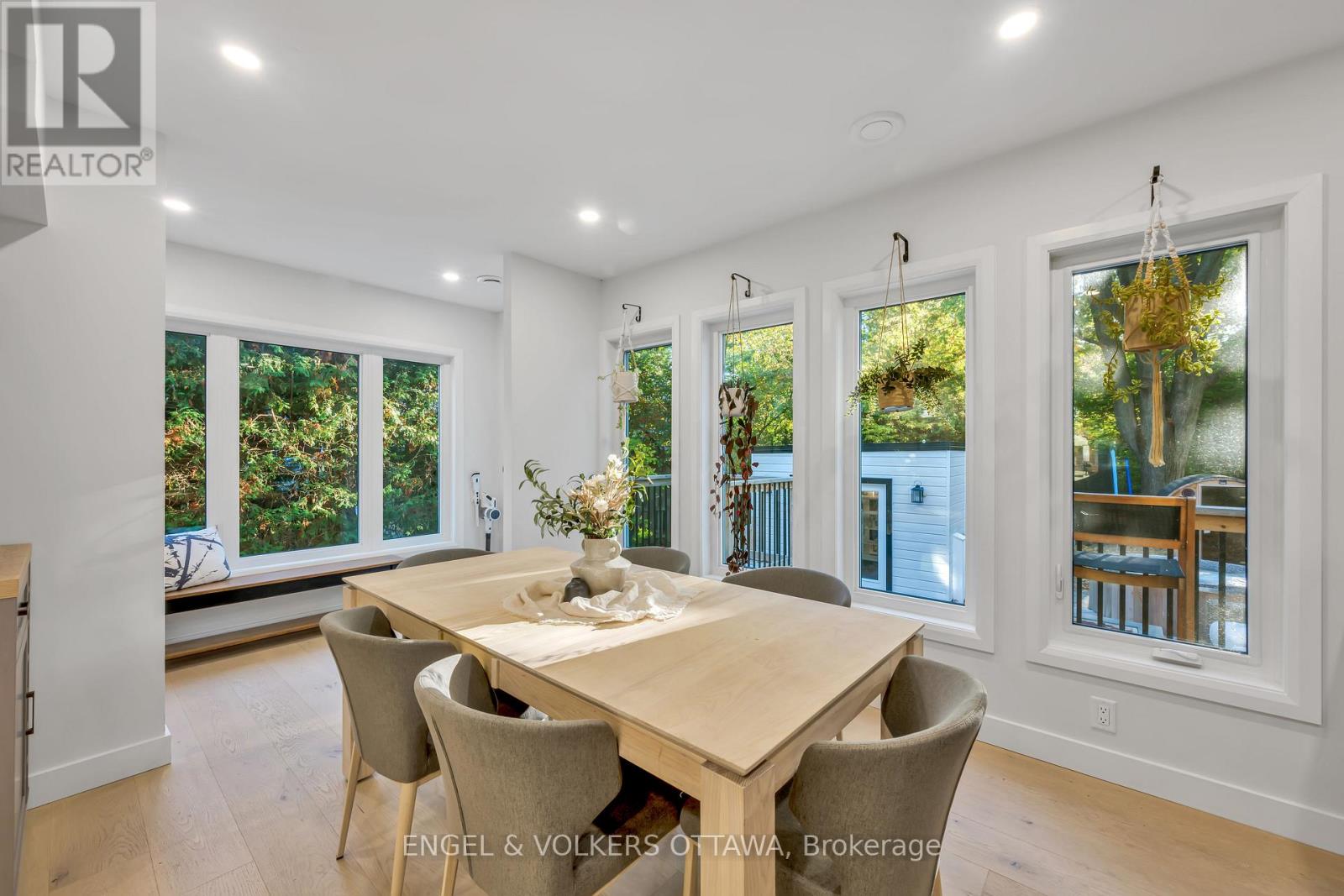 22 Harvard Avenue, Ottawa, Ontario  K1S 4Z3 - Photo 15 - X12457779