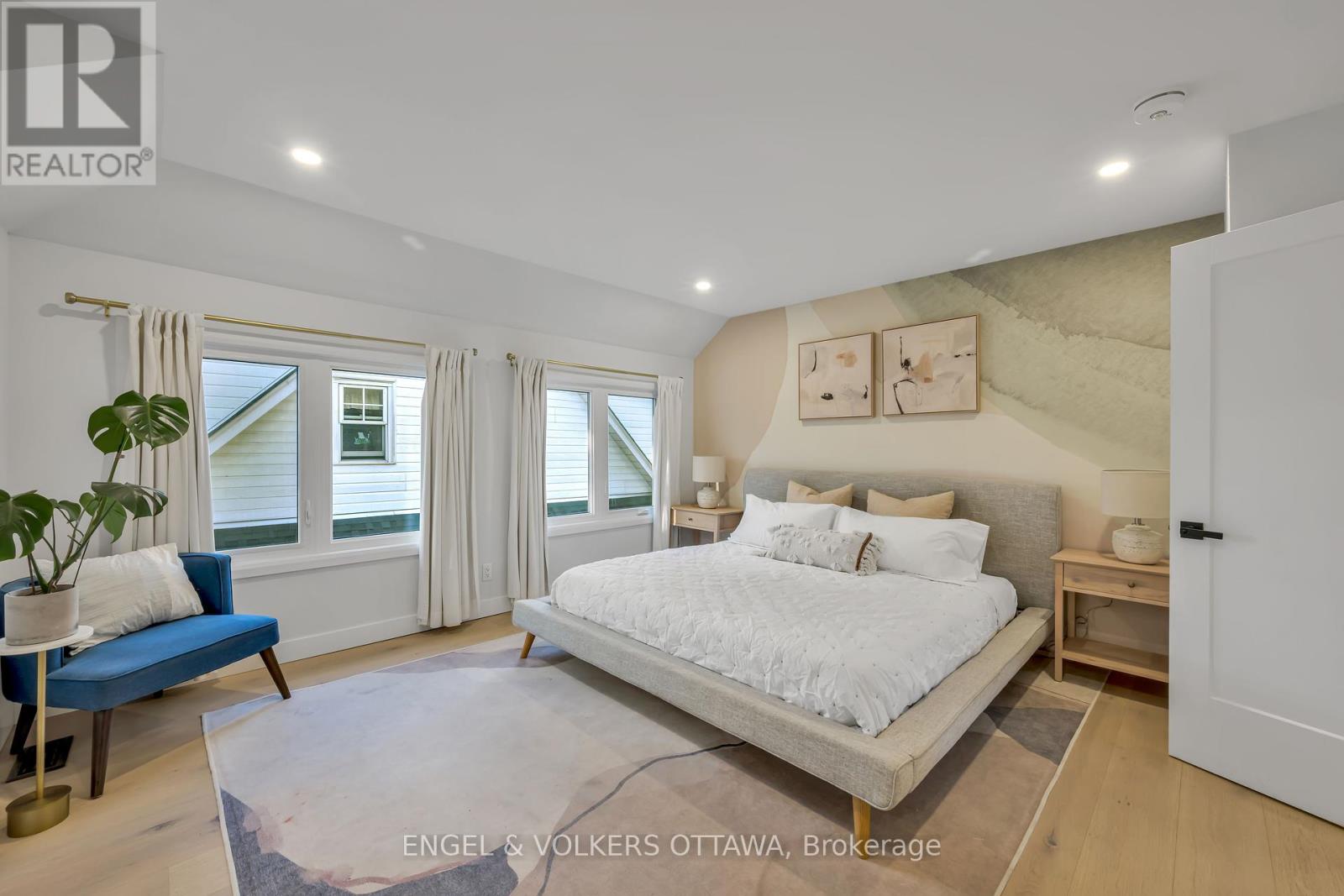 22 Harvard Avenue, Ottawa, Ontario  K1S 4Z3 - Photo 17 - X12457779