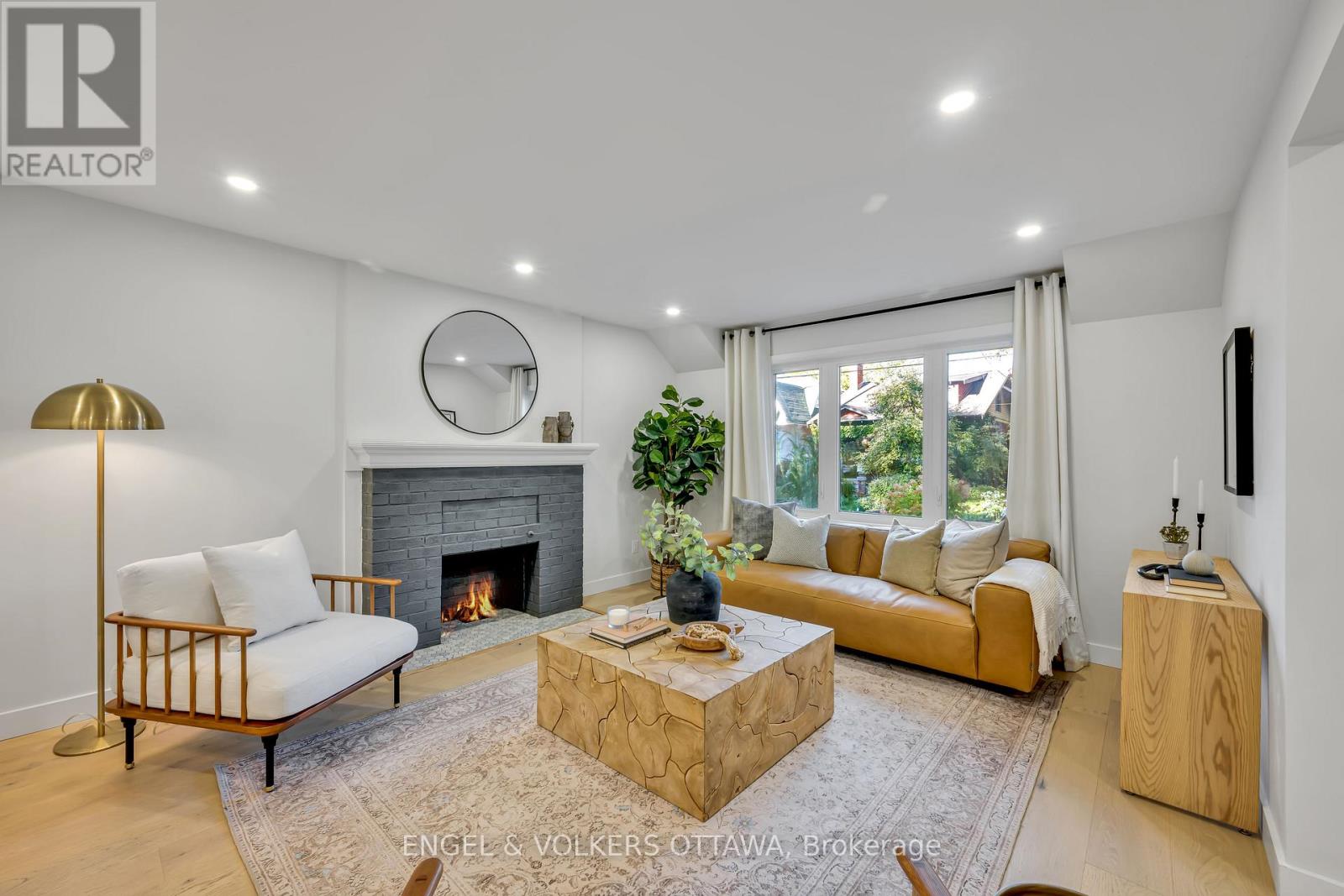 22 Harvard Avenue, Ottawa, Ontario  K1S 4Z3 - Photo 7 - X12457779