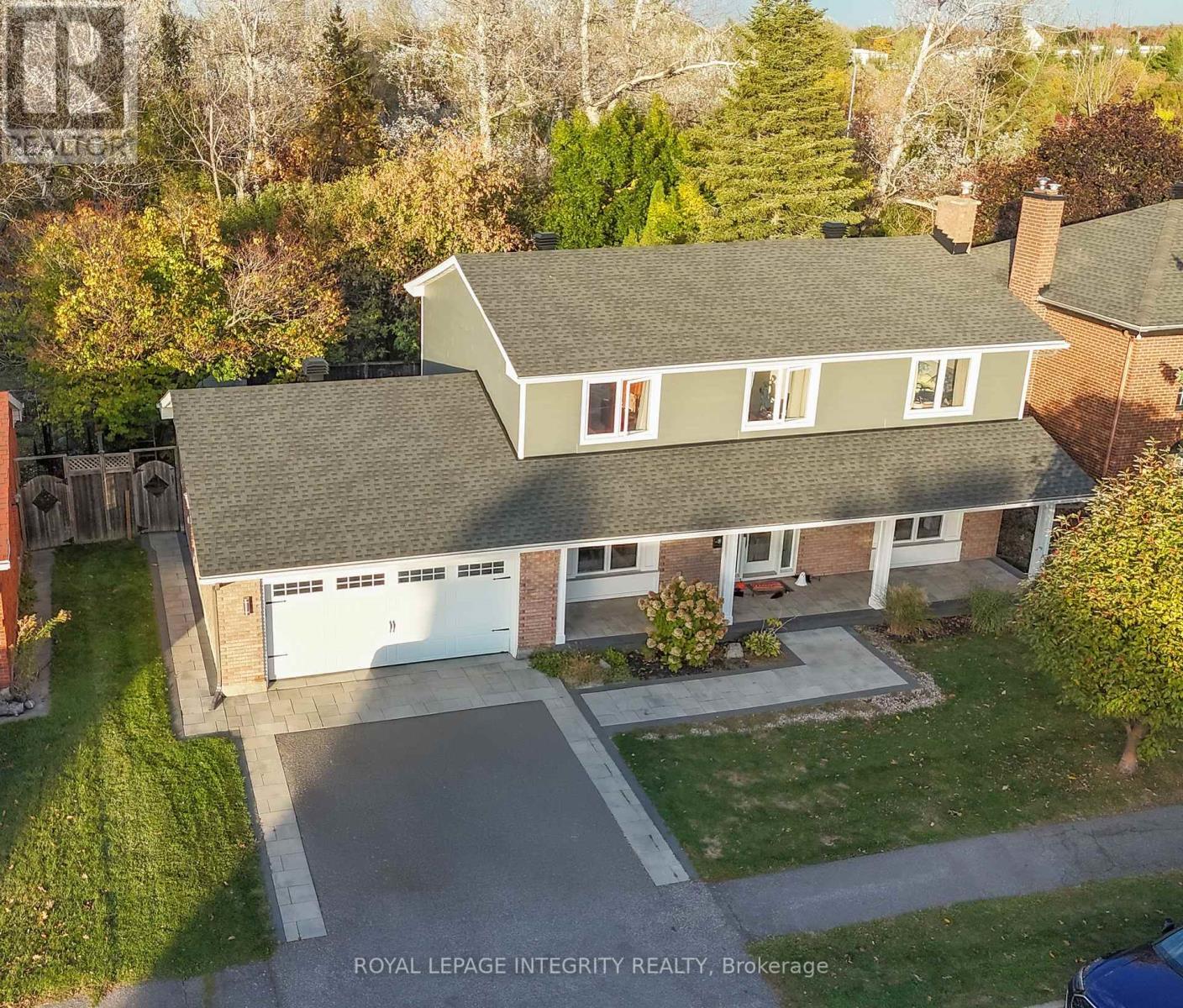 1055 Plante Drive, Ottawa, Ontario  K1V 9E5 - Photo 4 - X12457782