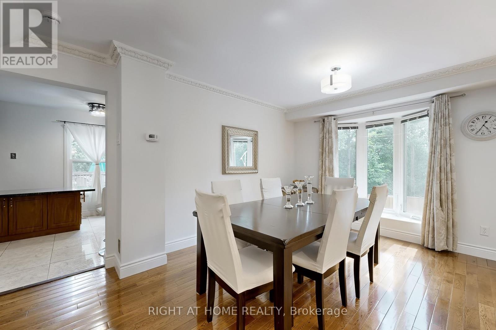 52 Breckonwood Crescent, Markham, Ontario  L3T 5E8 - Photo 4 - N12457520