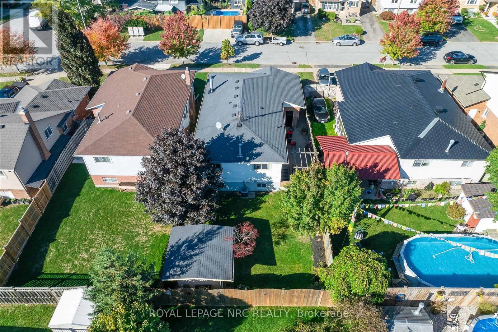 7820 Oriole Drive, Niagara Falls, Ontario  L2H 2P6 - Photo 6 - X12457745