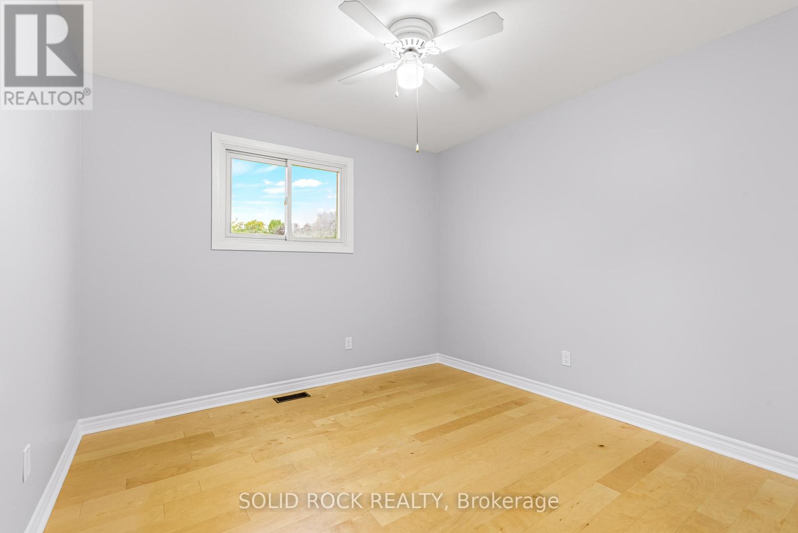 1301 Alwington Street, Brockville, Ontario  K6V 6A5 - Photo 15 - X12457739