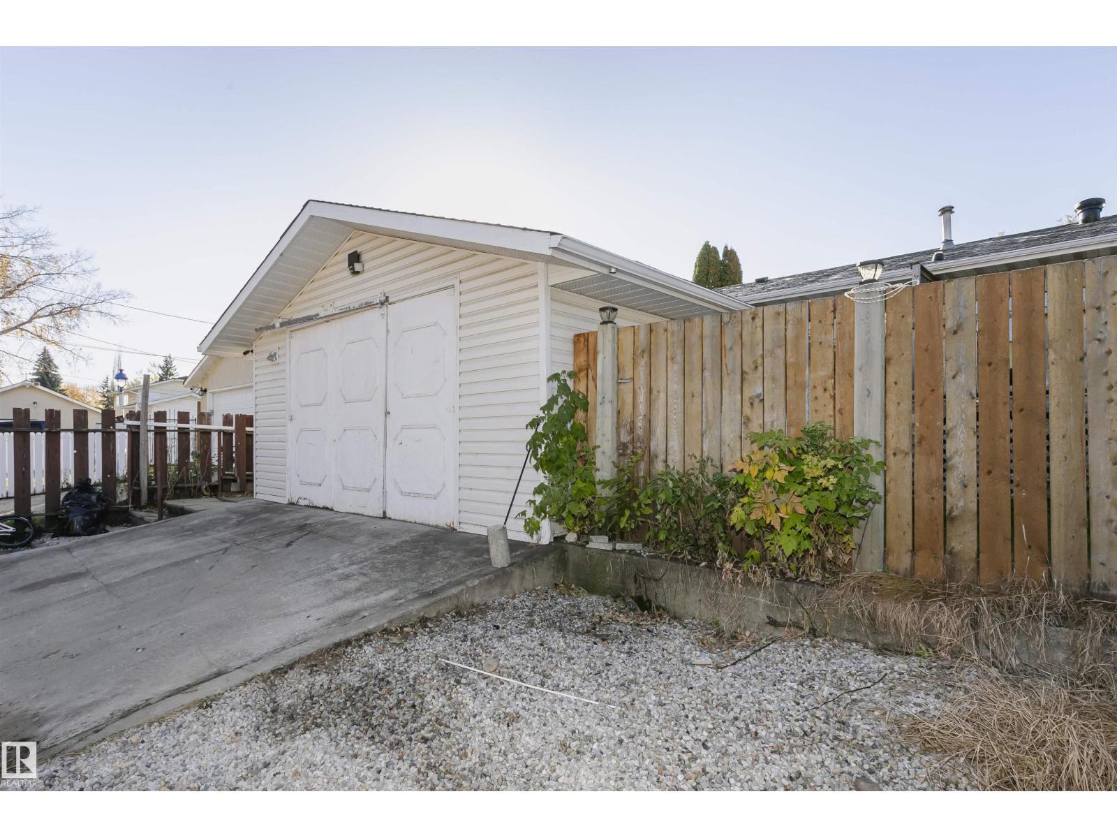 14 Wapiti Dr, Devon, Alberta  T9G 1R2 - Photo 38 - E4461772