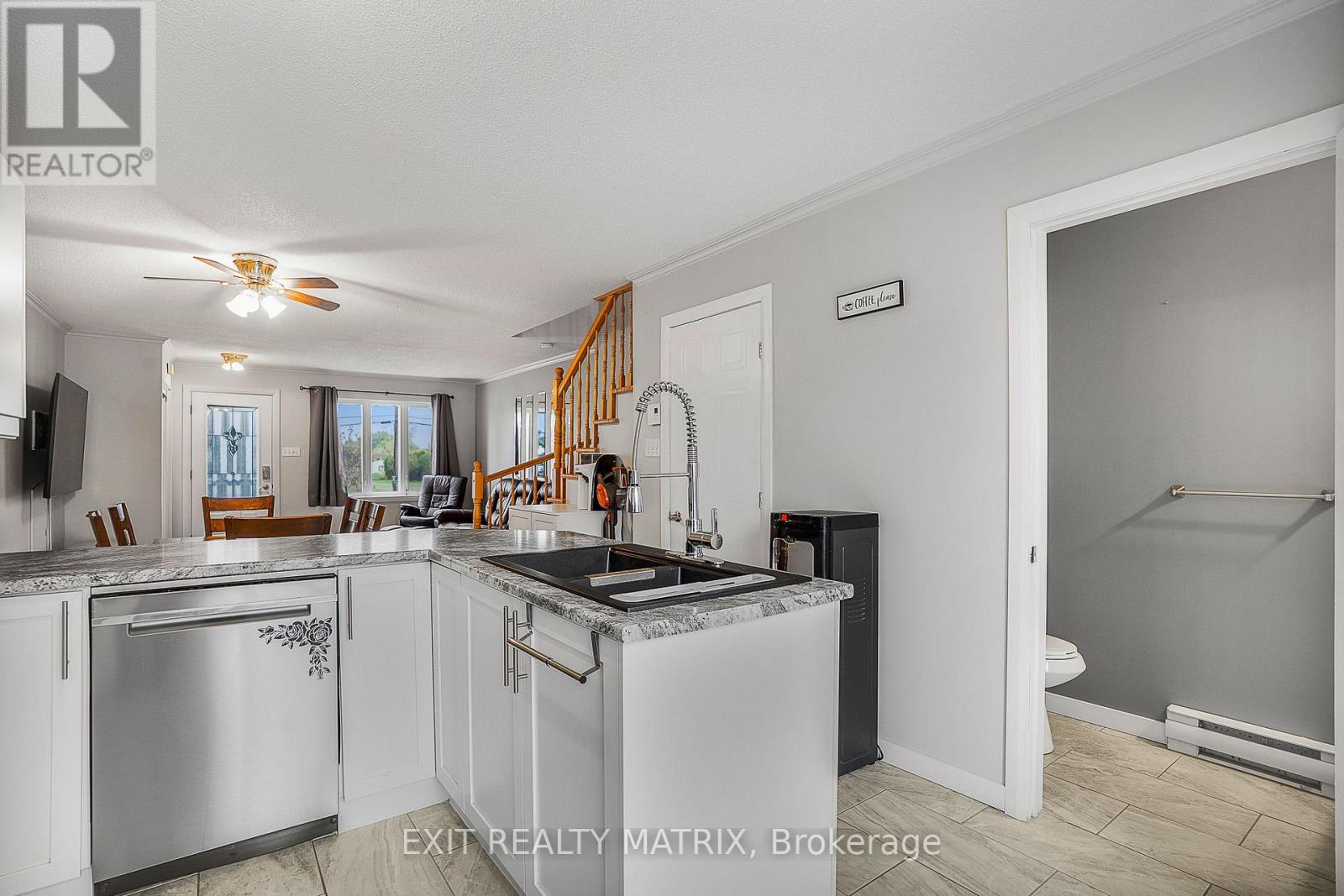 712 Nelson Street W, Hawkesbury, Ontario  K6A 3P2 - Photo 15 - X12457778